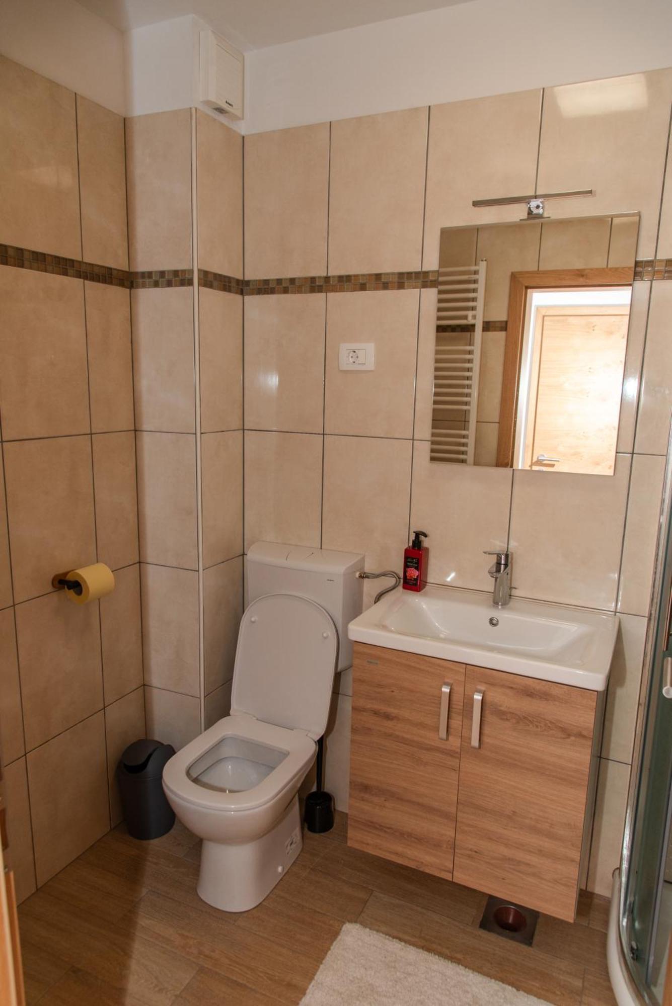 Apartmaji Tinta Kanal Exteriör bild