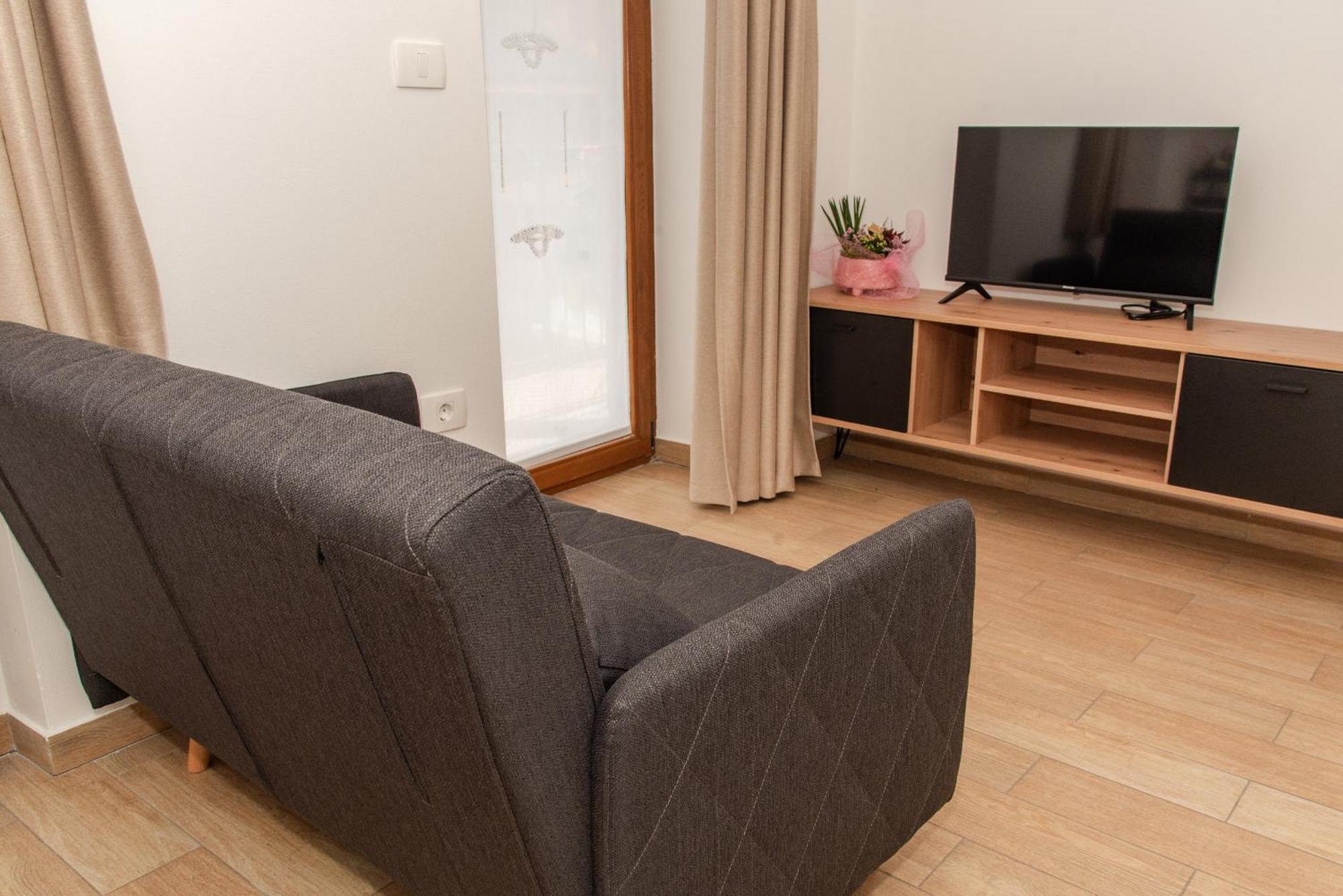 Apartmaji Tinta Kanal Exteriör bild